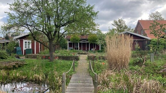 Gartenhaus im Lehrgarten des Bezirksverbands der Kleingärtner Hannover © NDR Foto: Martina Witt